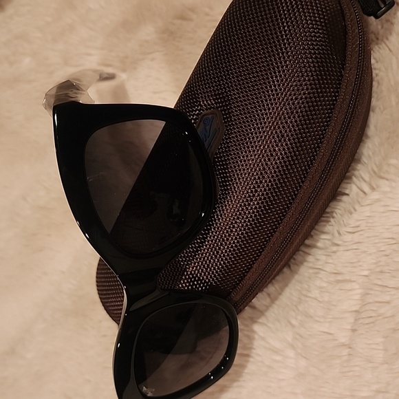NIB Maui Jim "Coco Palms" 720  Polarized Black Sunglasses - Picture 3 of 11